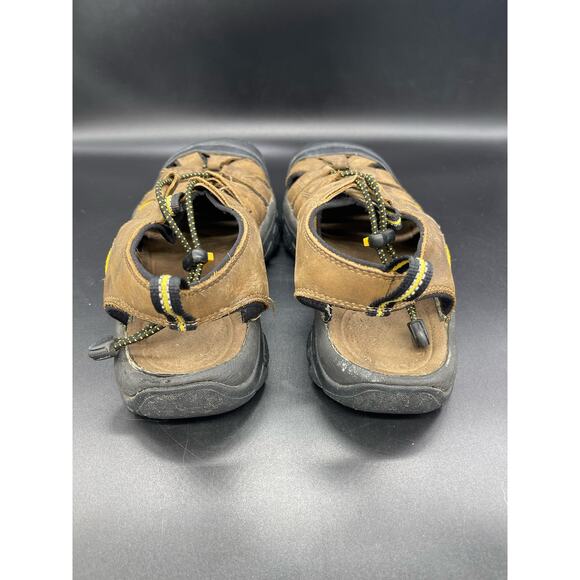 Keen Newport Men\'s Drawstring Waterproof Sandals Size 8.5\